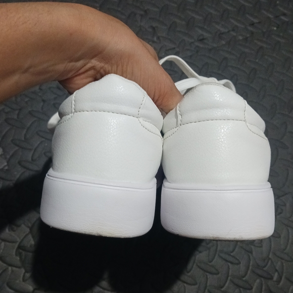 Men White canvas sneakers - Picture 8 of 12